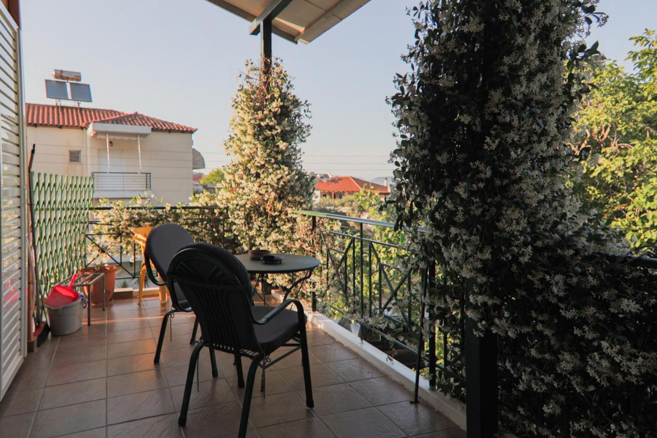 Tsertos Apartments Kamena Vourla Extérieur photo